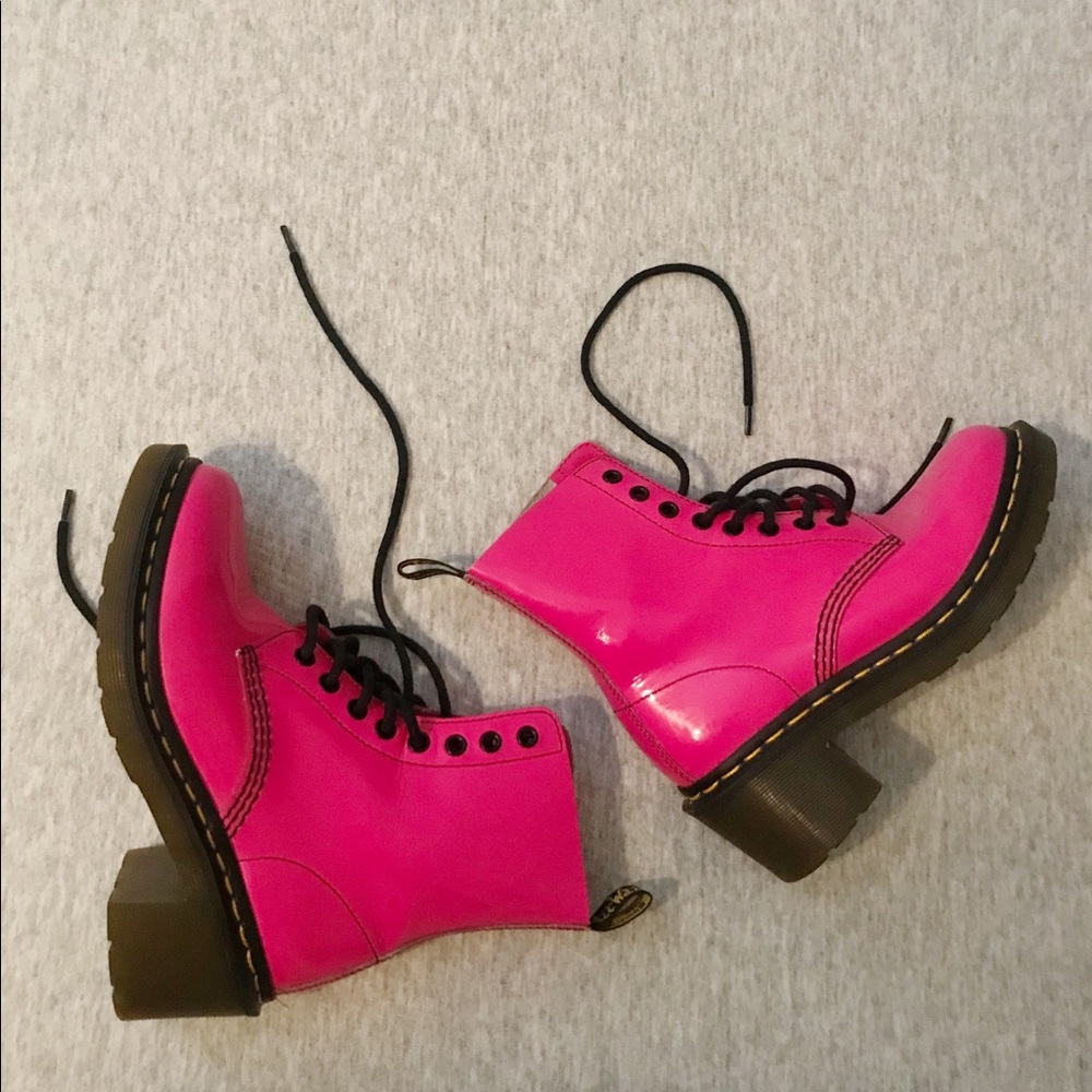 Doctor Martens-Pink discontinued 💕